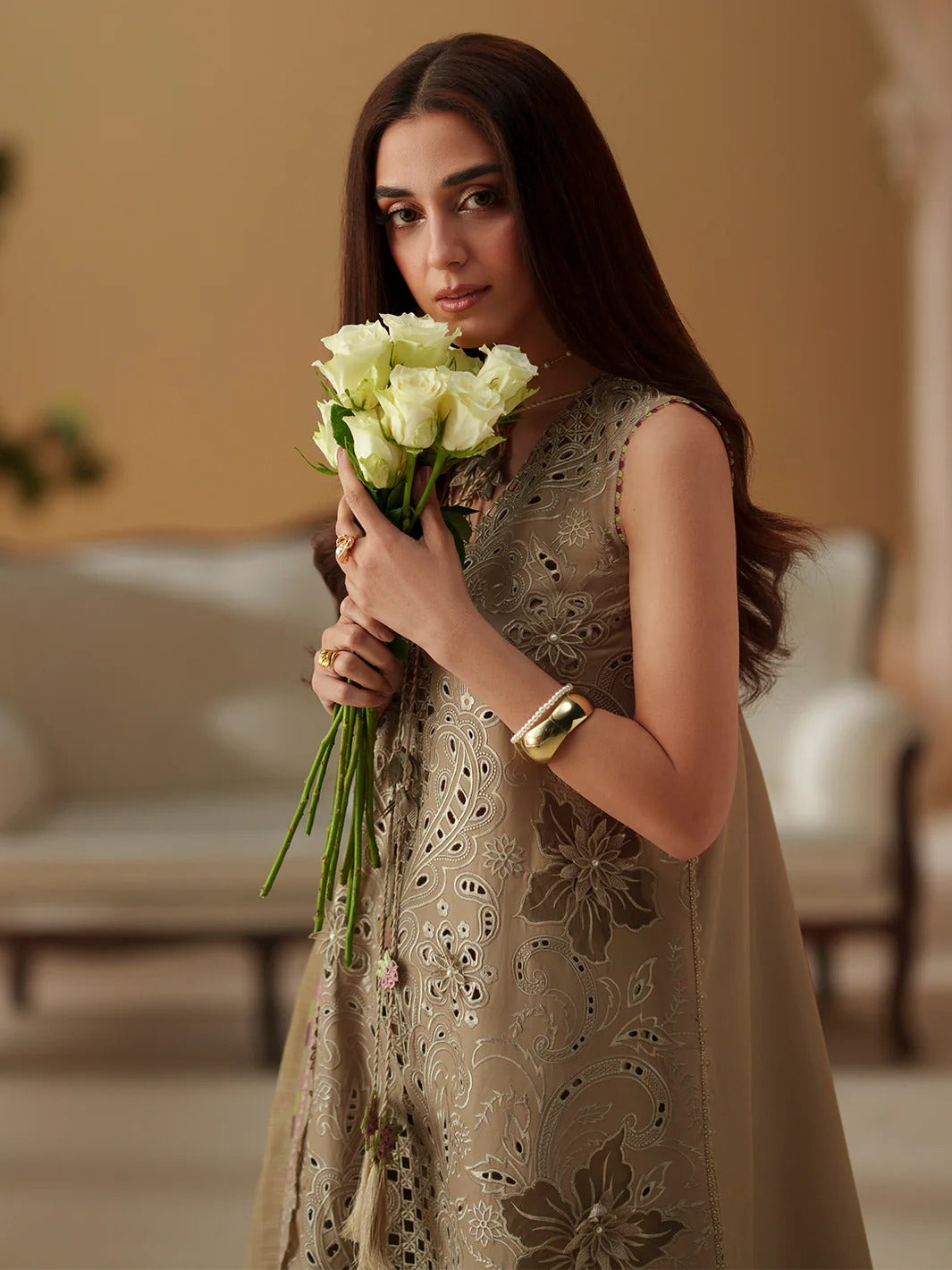 D-113-A | 3 PC Luxury Lawn