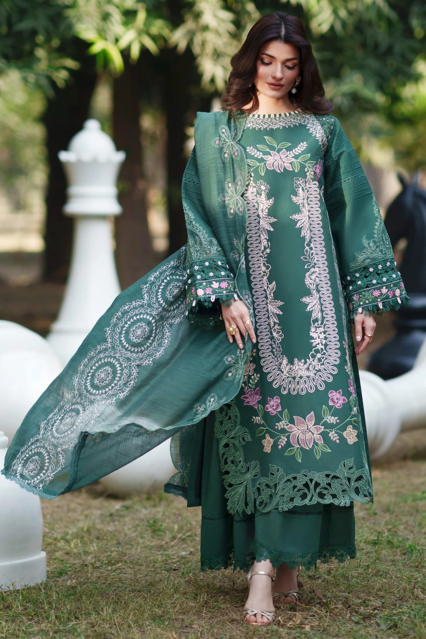 SQ-15 | 3 PC LAWN