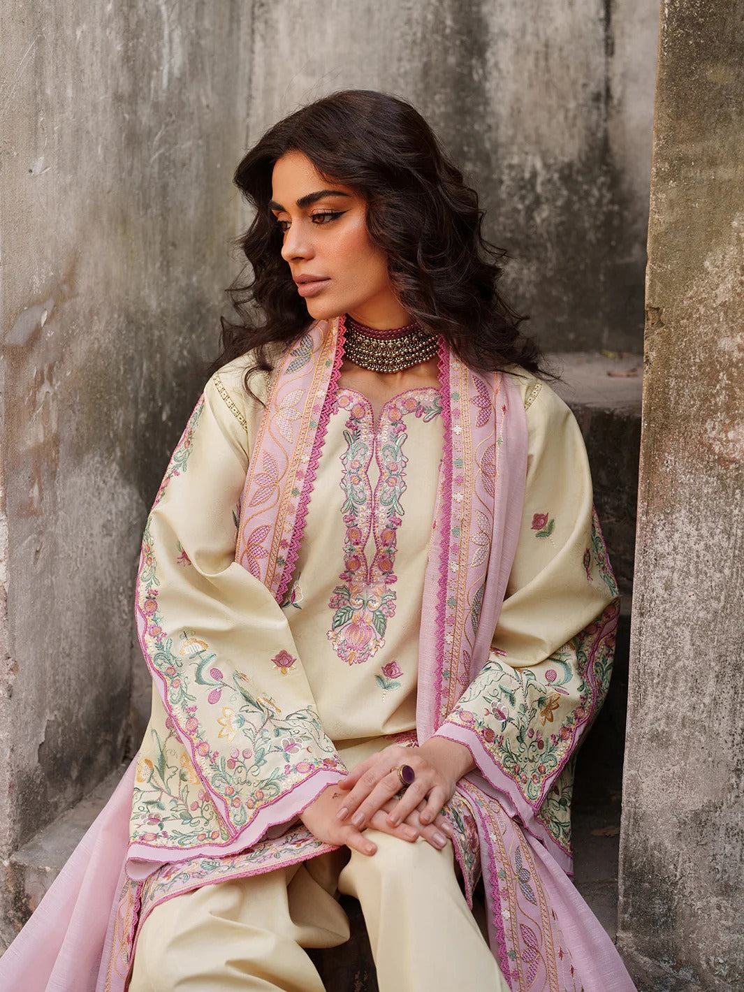247-B | 3 PC UNSTITCHED LAWN